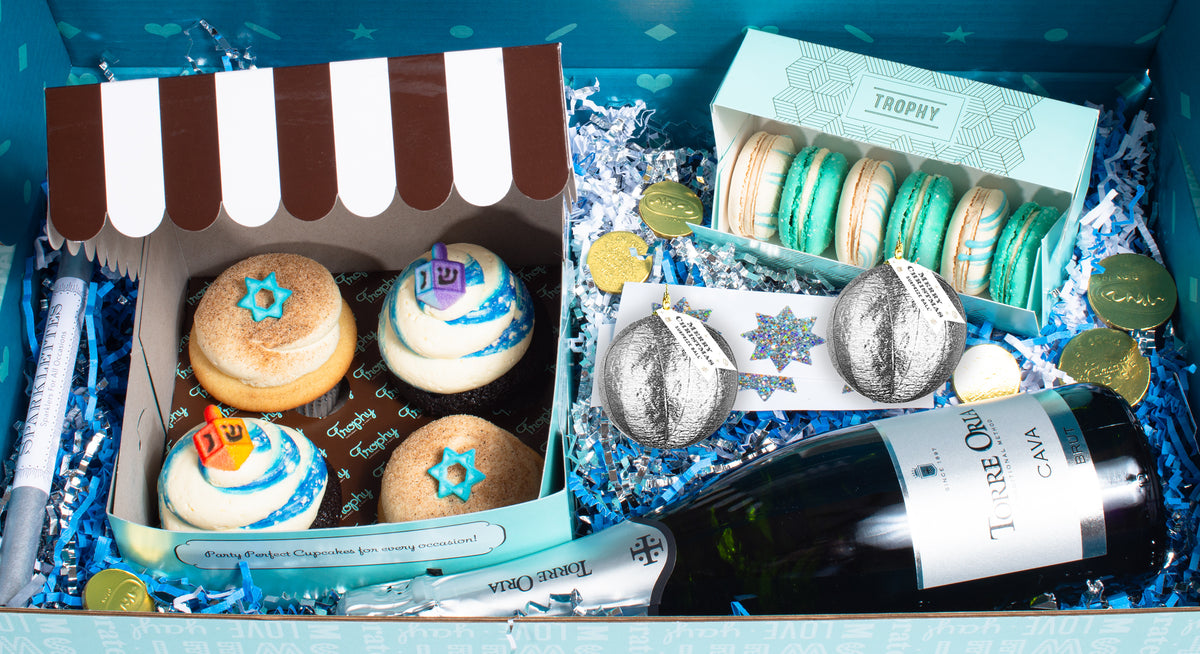 Hanukkah Gift Box - With Wine – Trophy Cupcakes